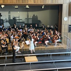Sinfonieorchester mit Ensamble aus Schweden